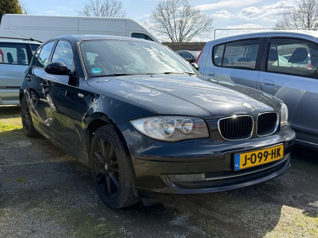 BMW 1-Serie (2007) — foto 1