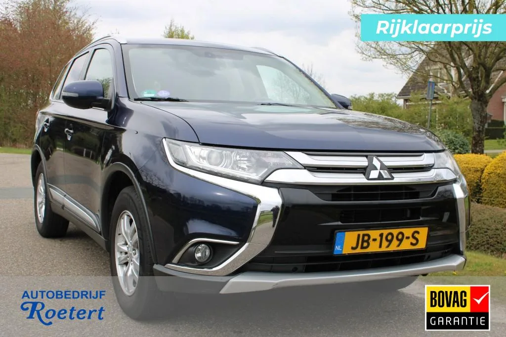 Mitsubishi Outlander (2016) — foto 1