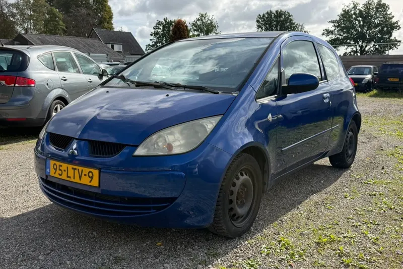 Mitsubishi Colt (2007)