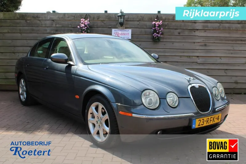Jaguar S-Type (2005)