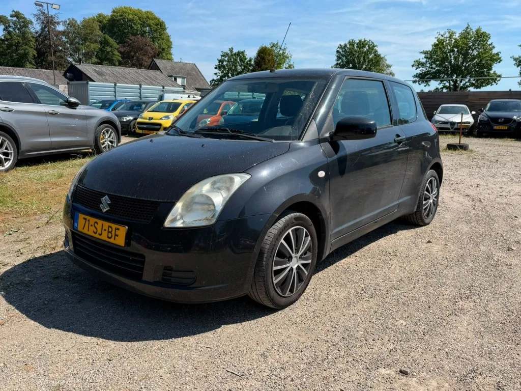 Suzuki Swift (2006) — foto 1