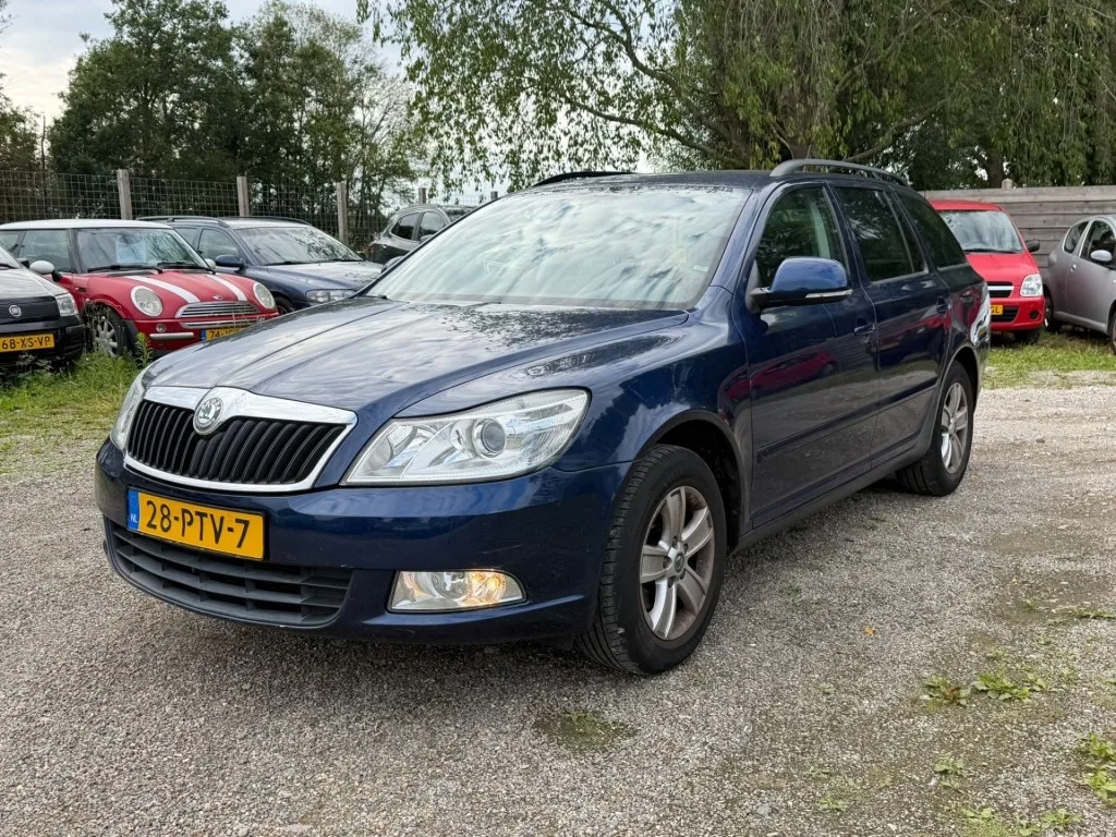 Škoda Octavia (2011) — foto 1