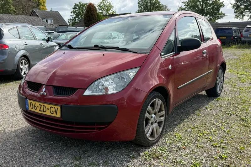Mitsubishi Colt (2008)