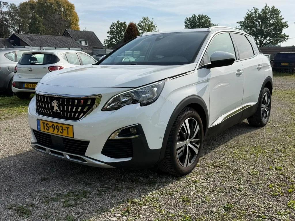 Peugeot 3008 (2018) — foto 1