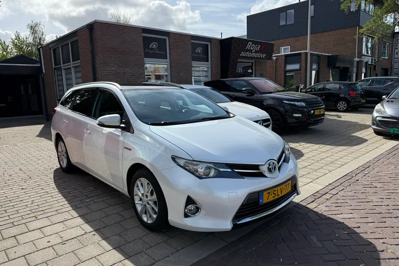 Toyota Auris (2013)