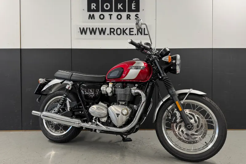 Triumph Bonneville (2024)
