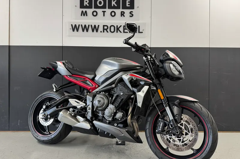 Triumph Street Triple 765 (2021)