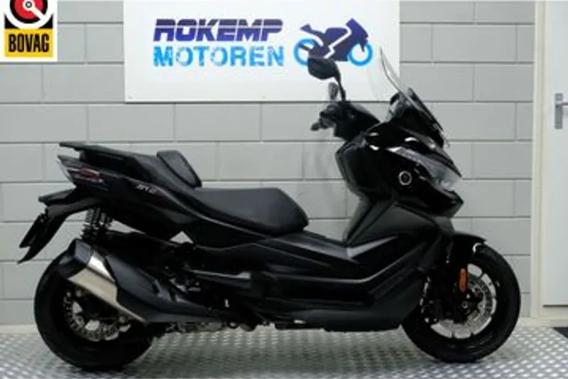 Voge SR4 MAX (2023)