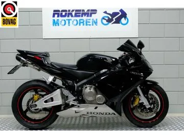 Honda CBR600RR (2004) — foto 1
