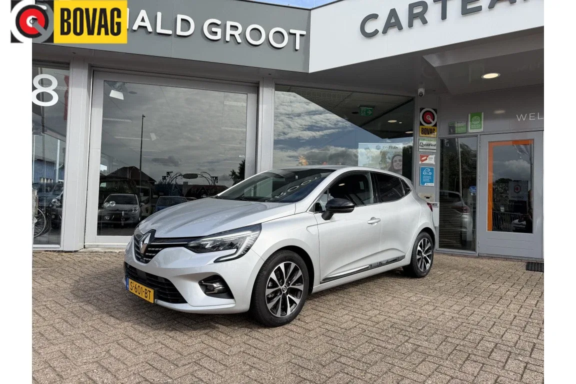 Renault Clio (2022) — foto 1
