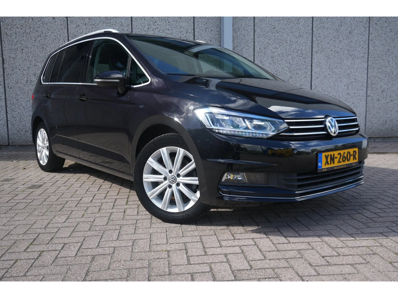Volkswagen Touran (2018) — foto 1