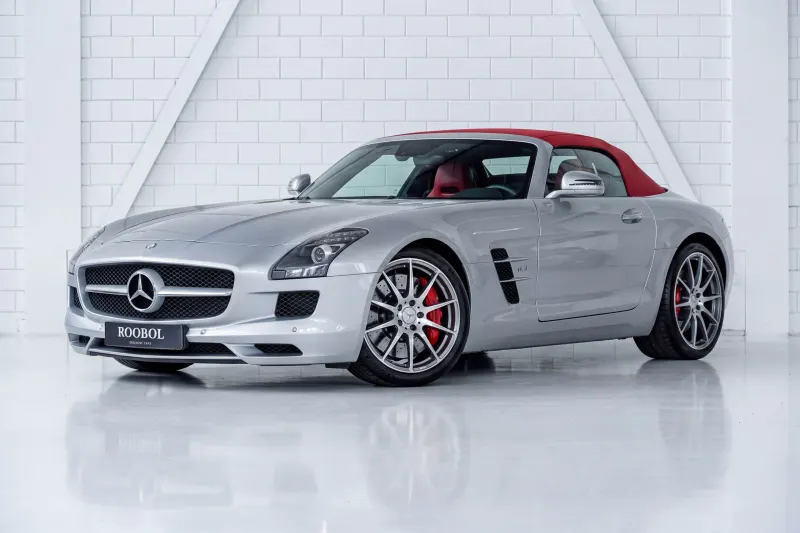 Mercedes-Benz SLS (2013)