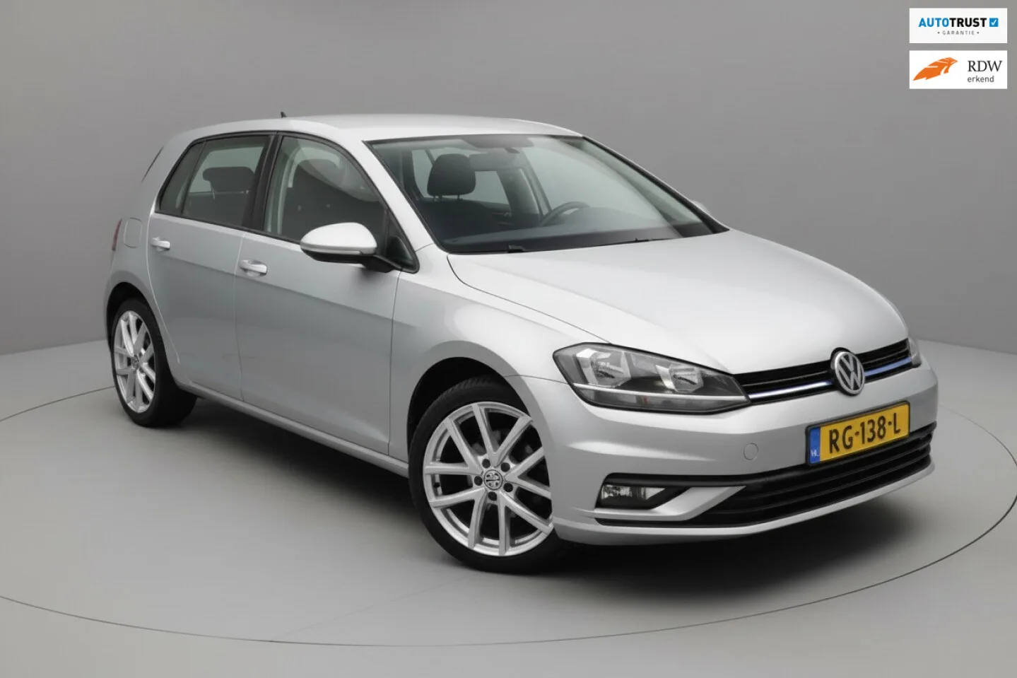 Volkswagen Golf (2017) — foto 1