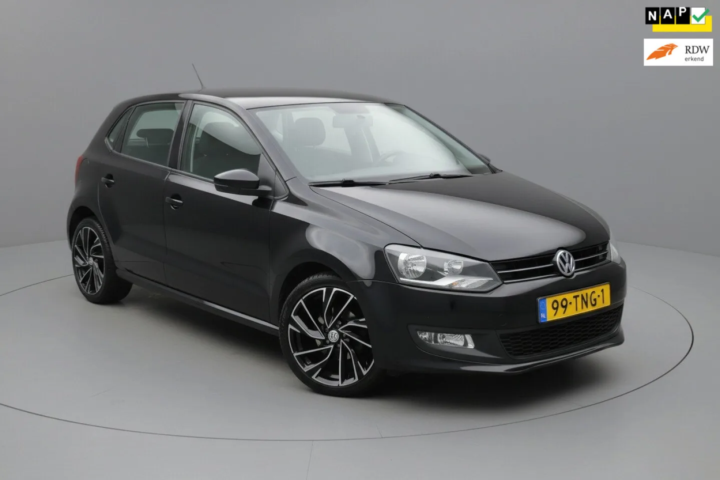 Volkswagen Polo (2012) — foto 1