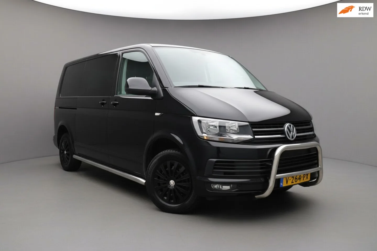 Volkswagen Transporter (2018) — foto 1