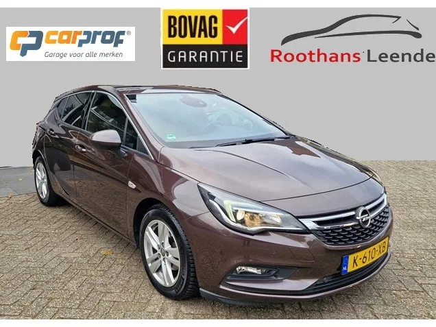 Opel Astra (2017) — foto 1