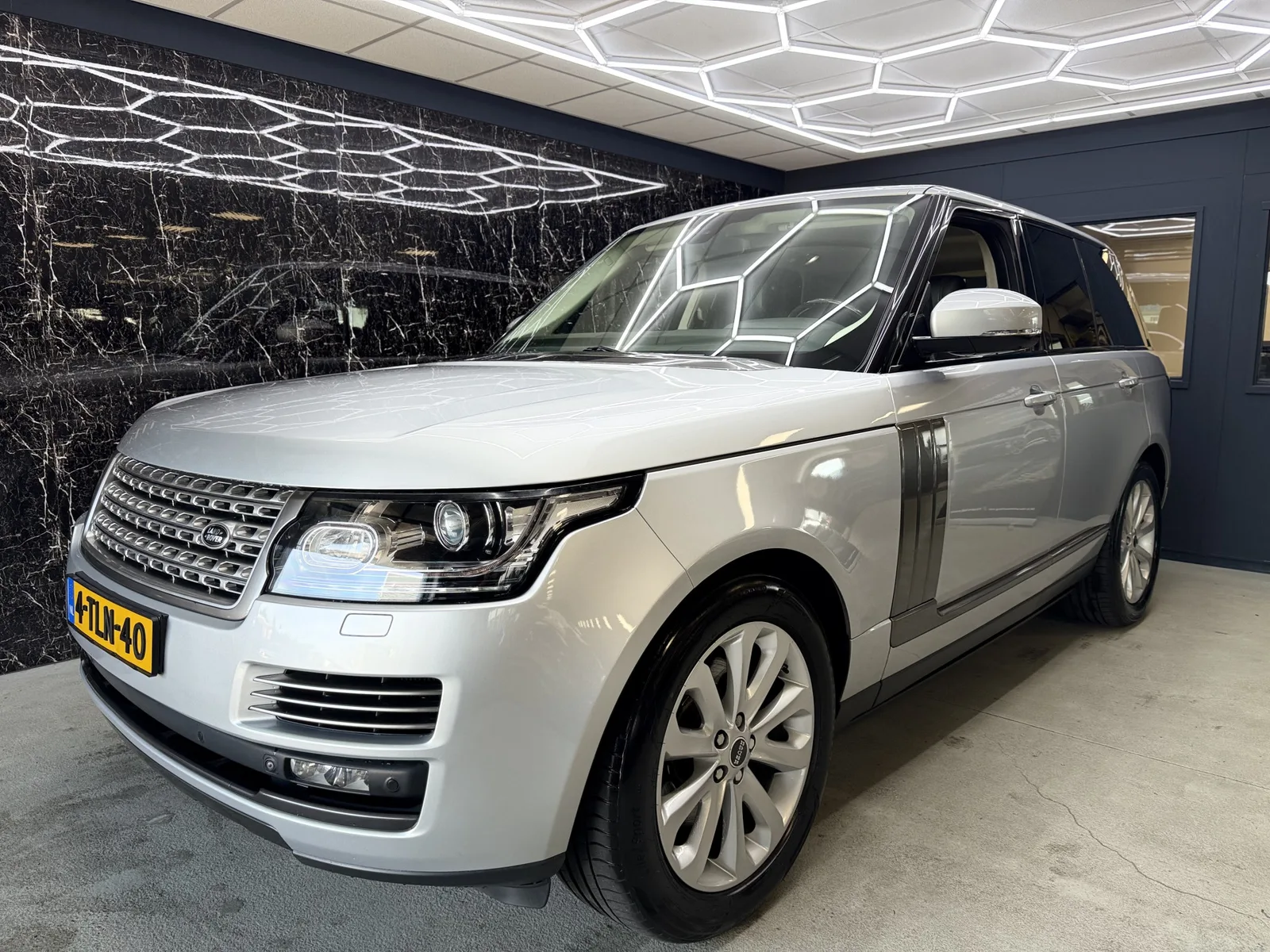 Land Rover Range Rover (2014) — foto 1