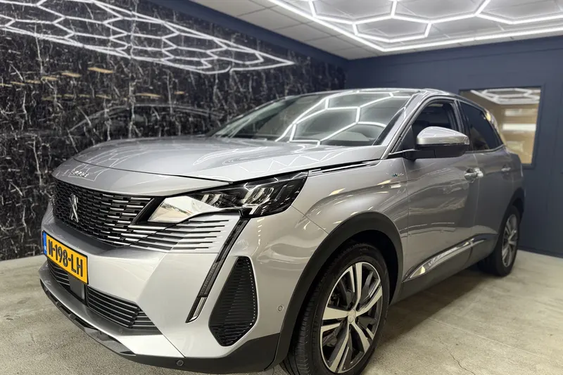 Peugeot 3008 (2021)