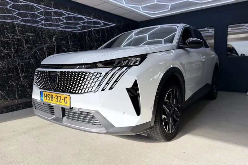 Peugeot 3008 (2025)