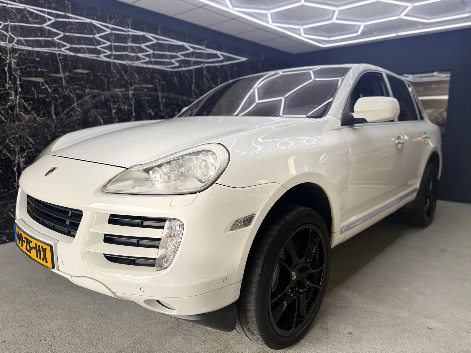 Porsche Cayenne (2008) — foto 1