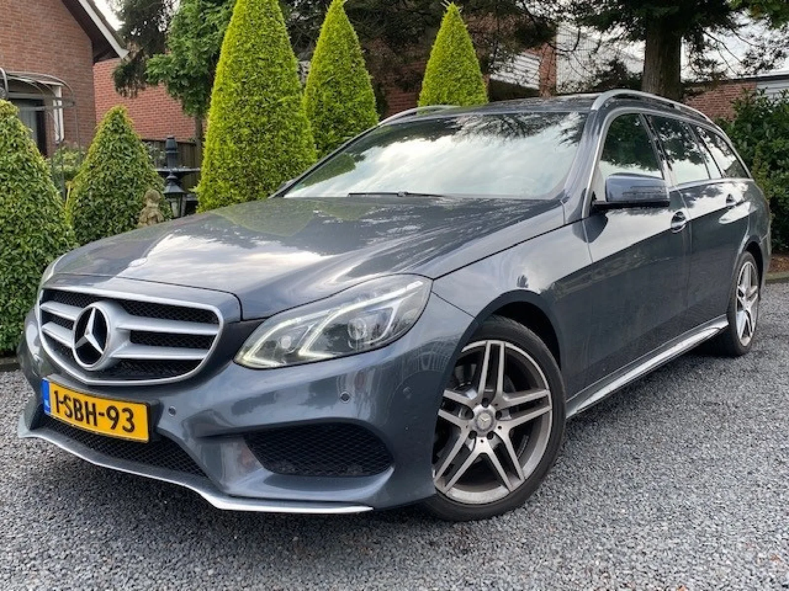 Mercedes-Benz E-Klasse (2013) — foto 1