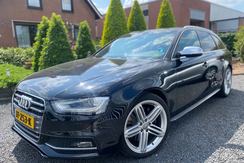 Audi S4 (2012)