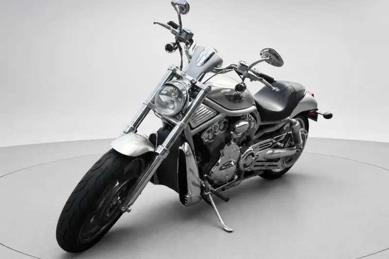 Harley-Davidson V-Rod (2002)