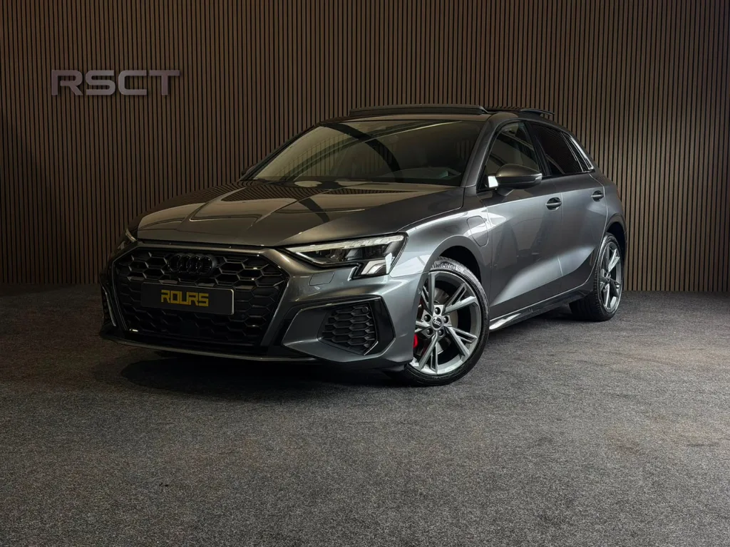 Audi A3 (2022) — foto 1