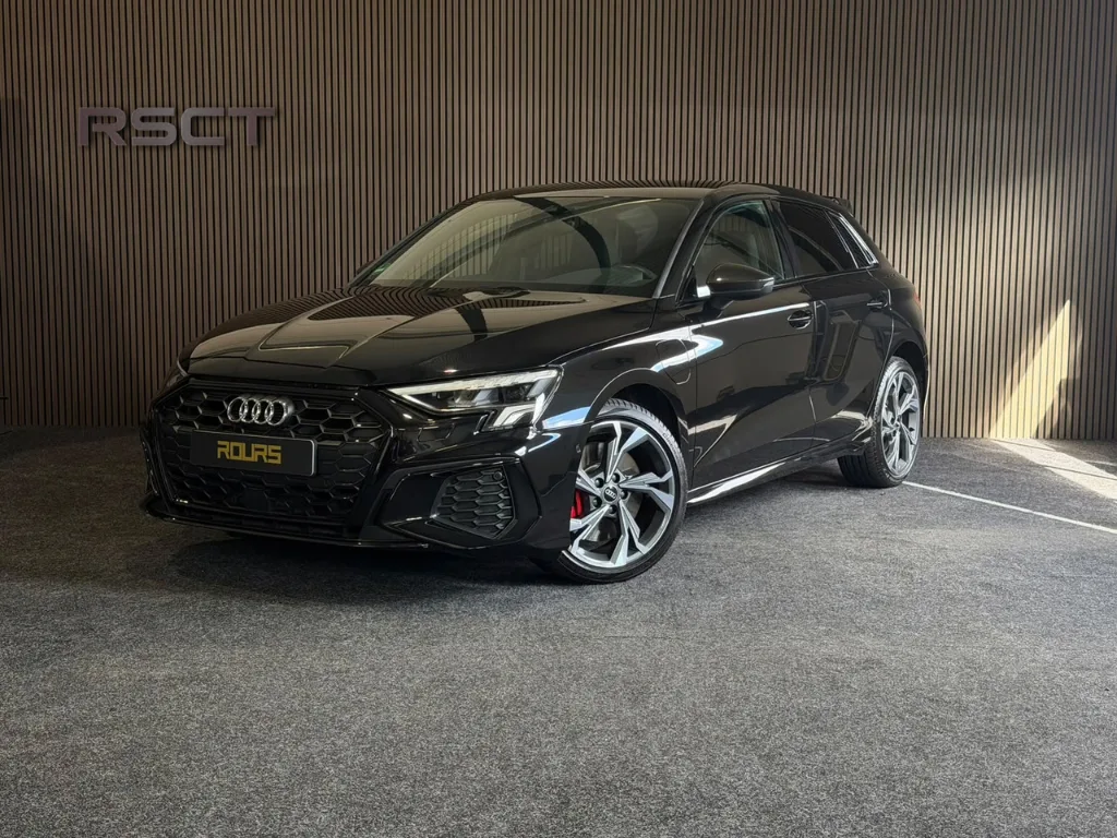 Audi A3 (2022) — foto 1
