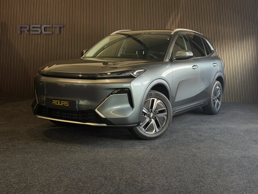 Geely Starray EM-i (2026) — foto 1