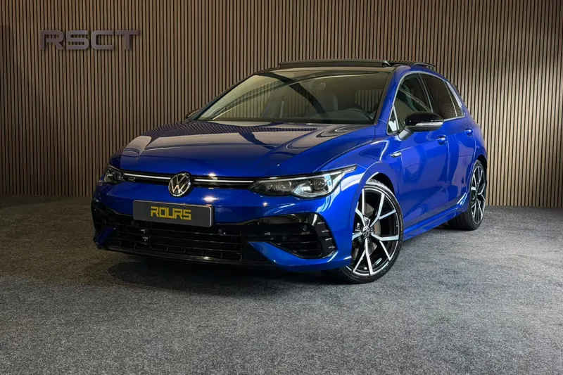 Volkswagen Golf (2023)