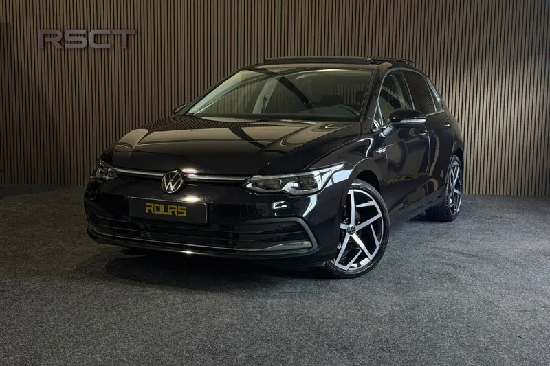 Volkswagen Golf (2022)