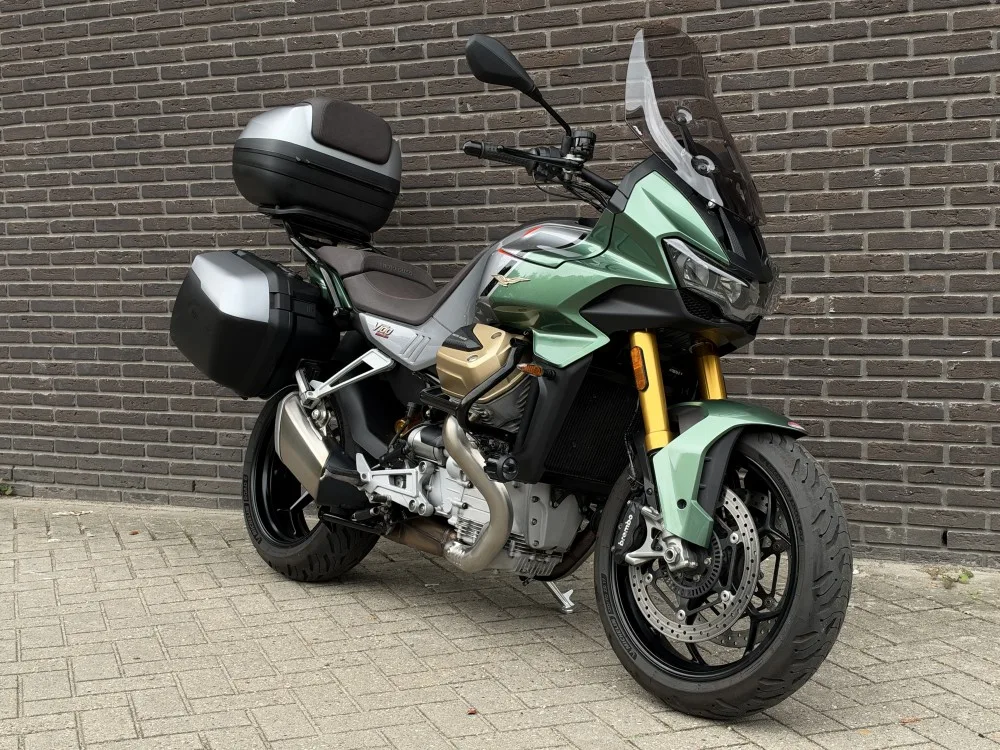 Moto Guzzi V100 Mandello S (2024) — foto 1