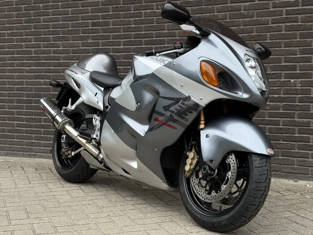 Suzuki GSX 1300R Hayabusa (2003) — foto 1