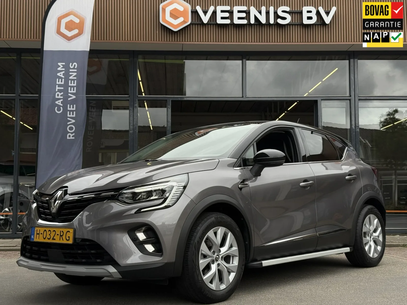 Renault Captur (2020) — foto 1