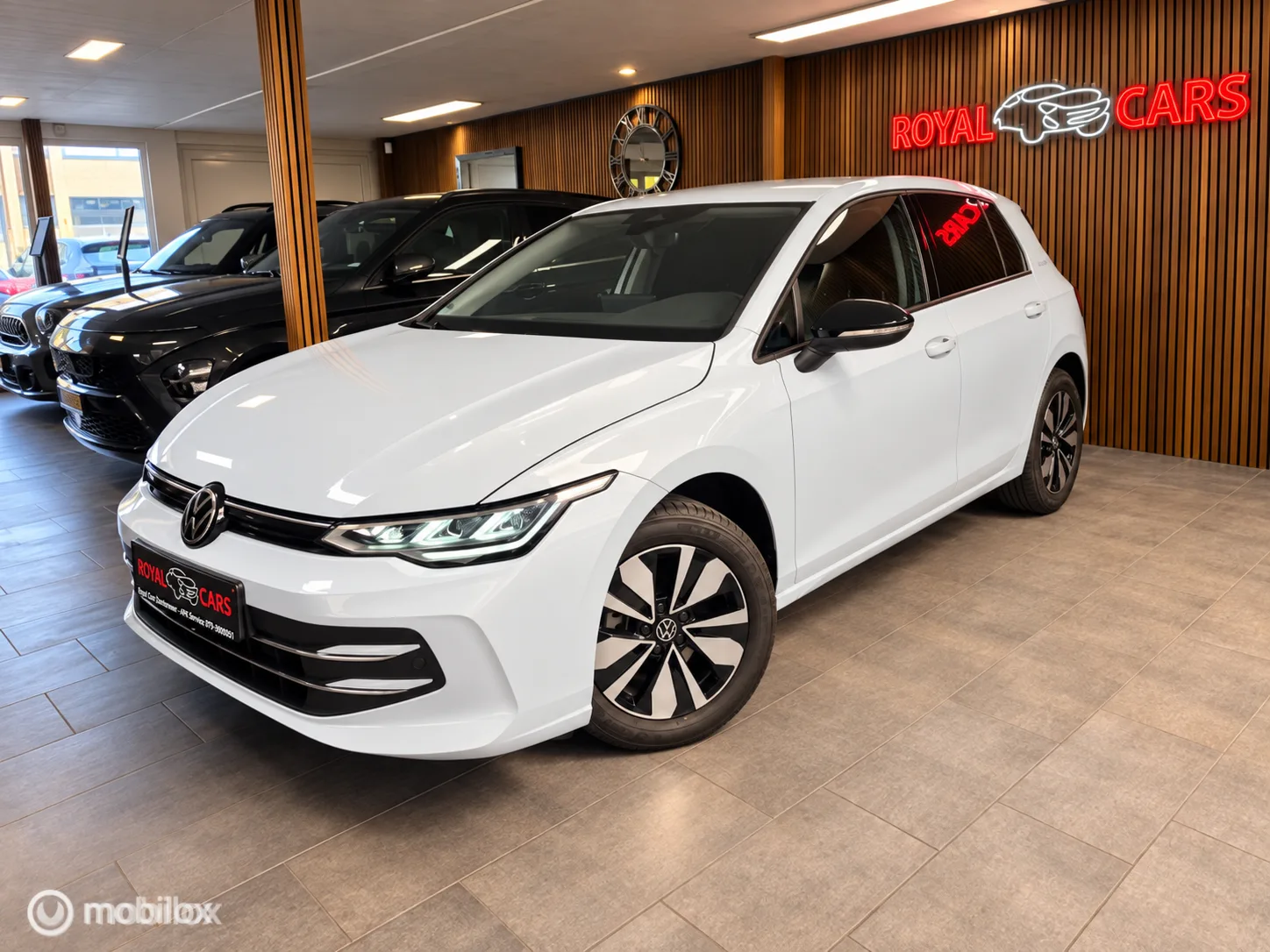 Volkswagen Golf (2025) — foto 1