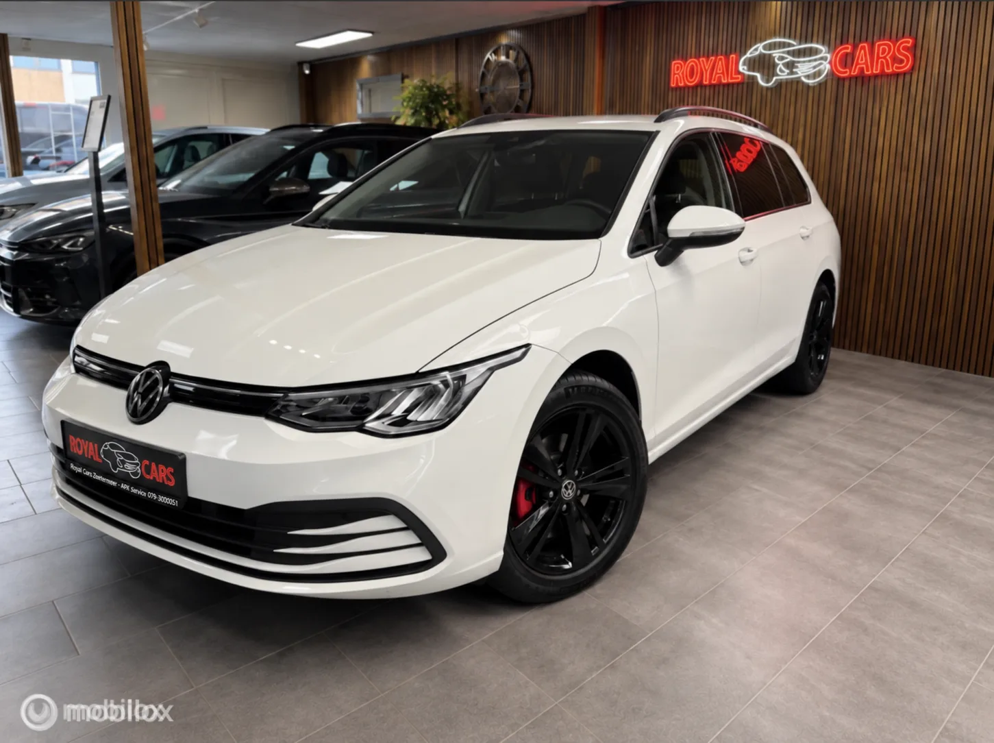 Volkswagen Golf (2023) — foto 1