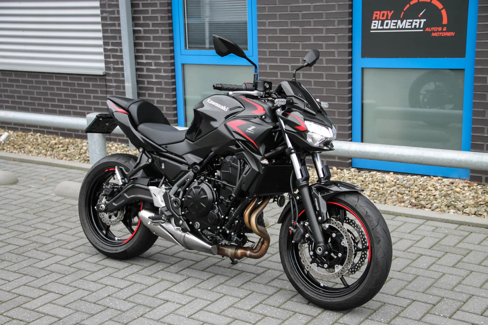 Kawasaki Z650 (2024) — foto 1