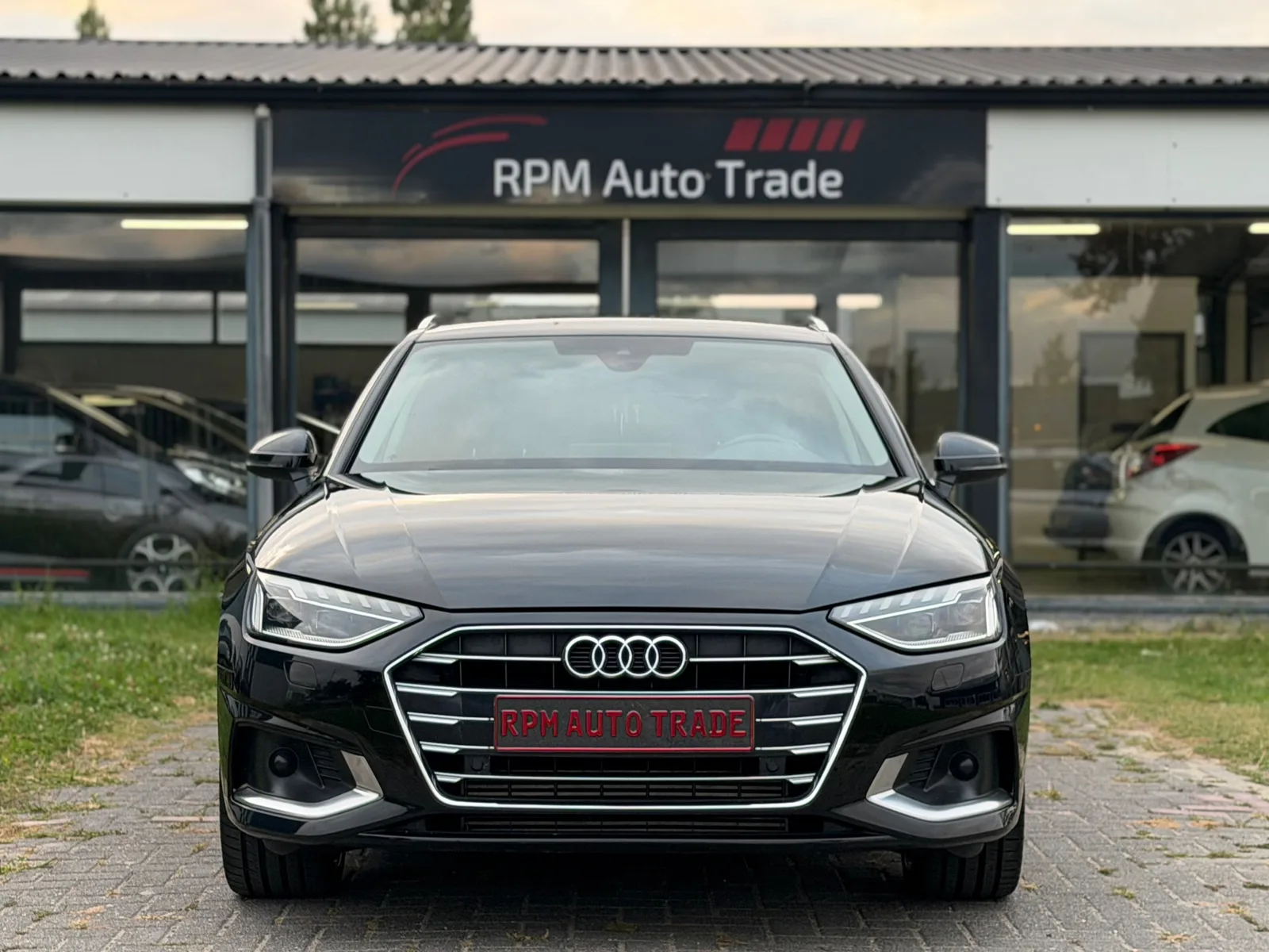 Audi A4 (2020) — foto 1