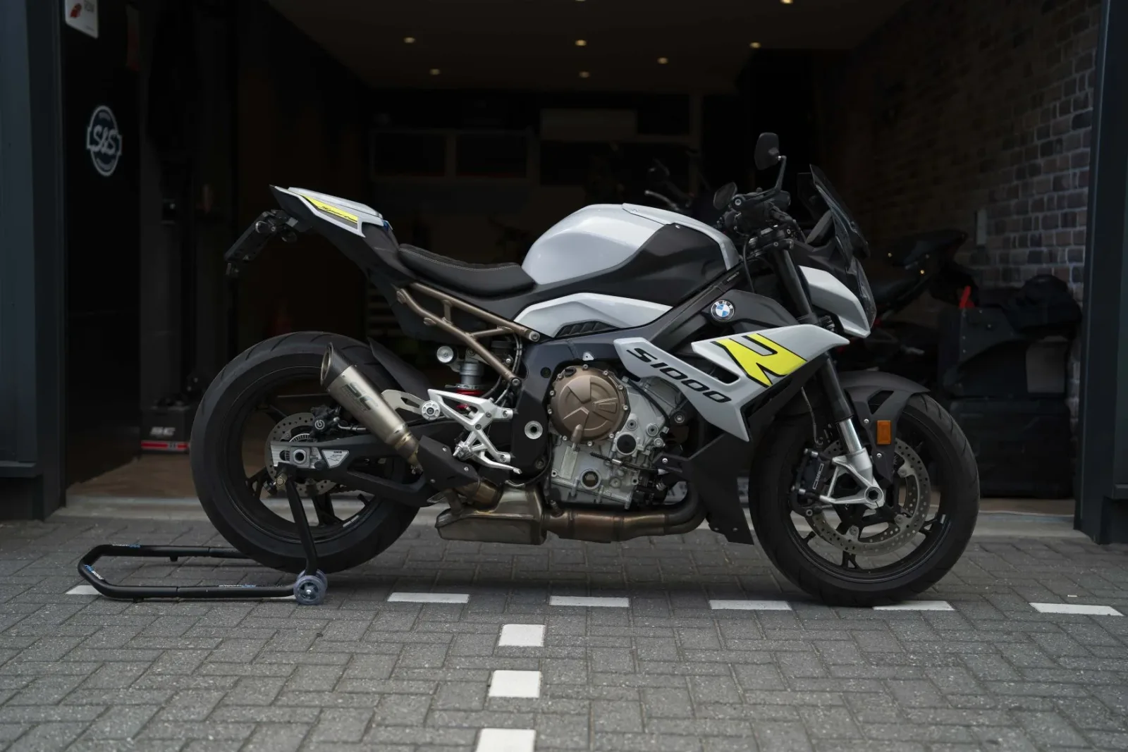 BMW S 1000 R (2026) — foto 1
