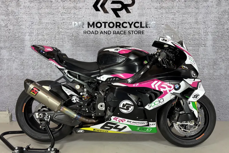 BMW S 1000 RR (2023)