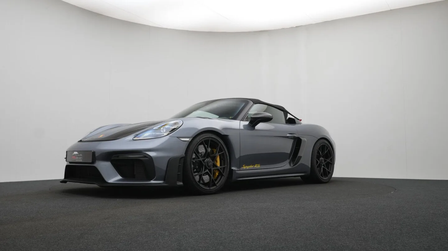 Porsche 718 Spyder (2023) — foto 1