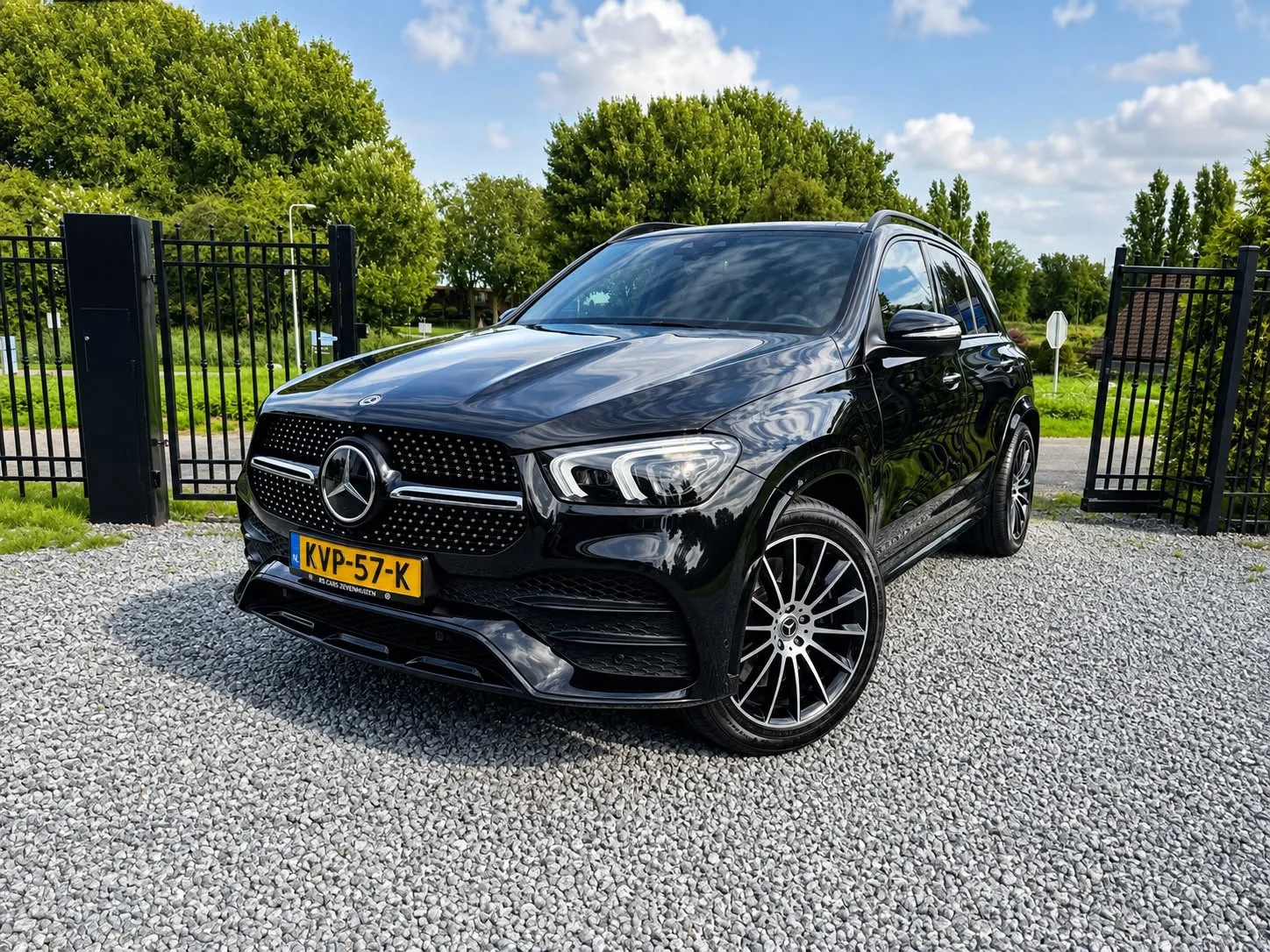 Mercedes-Benz GLE (2022) — foto 1