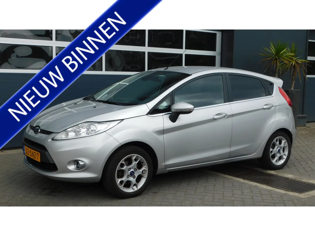 Ford Fiesta (2011) — foto 1