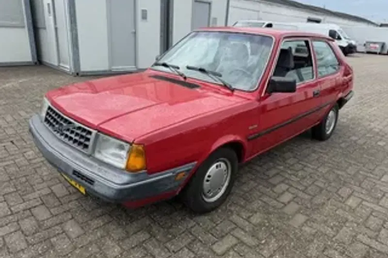 Volvo 340 (1988)