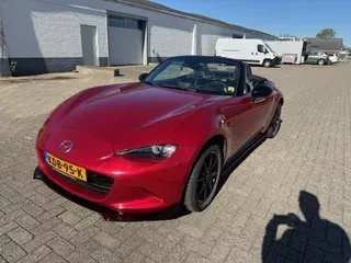 Mazda MX-5 (2016) — foto 1