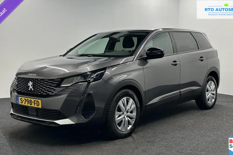 Peugeot 5008 (2023)