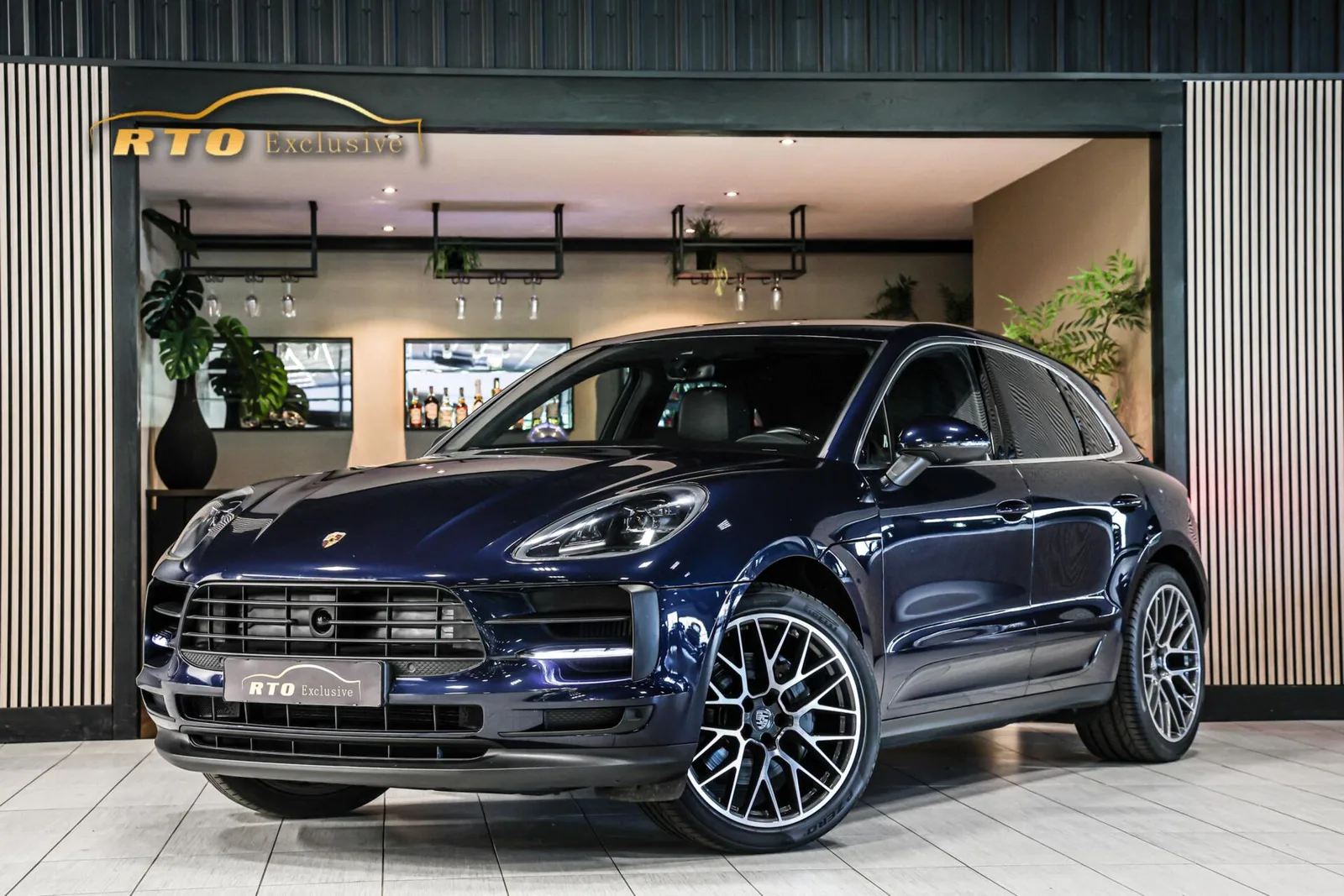 Porsche Macan (2021) — foto 1