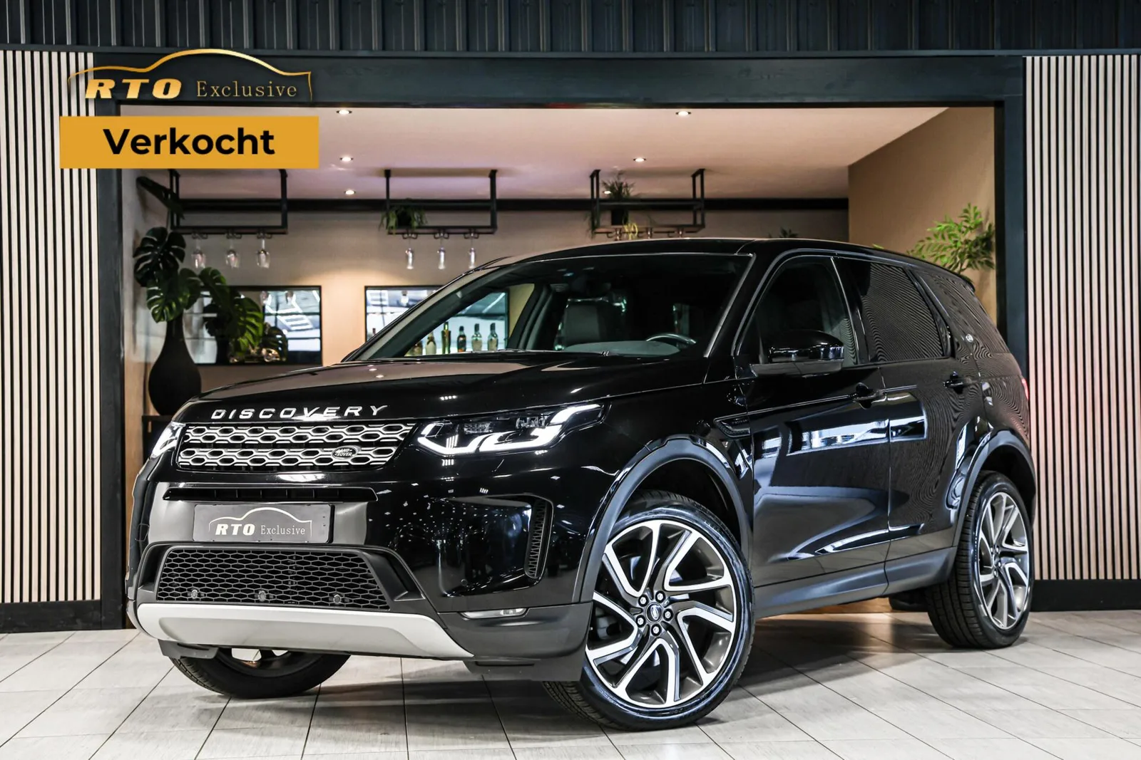 Land Rover Discovery Sport (2020) — foto 1