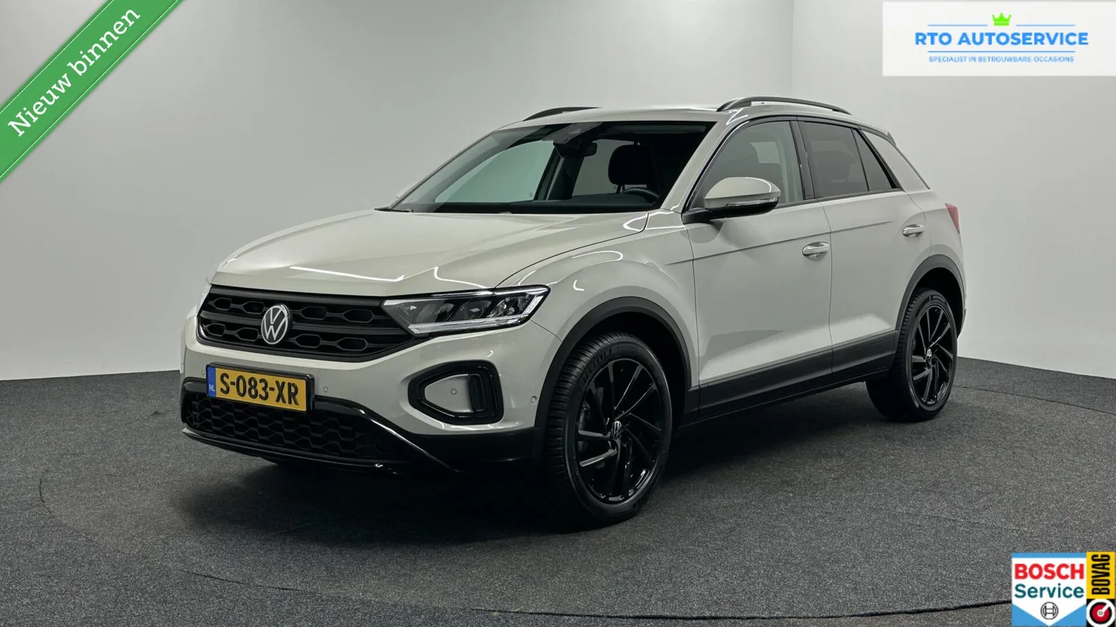 Volkswagen T-Roc (2023) — foto 1